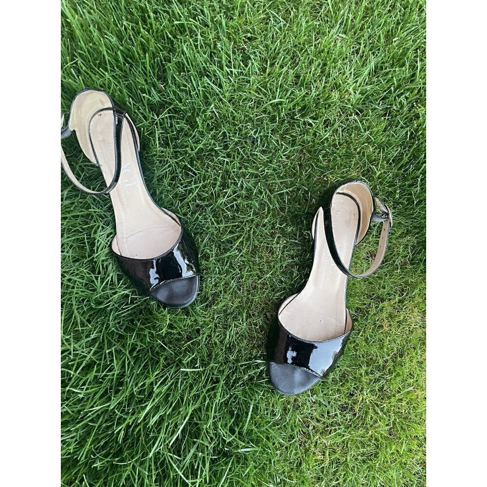 AGL Womens Black Patent Leather Buckle Pull On Open Toe Flats Size 36.5 KB
